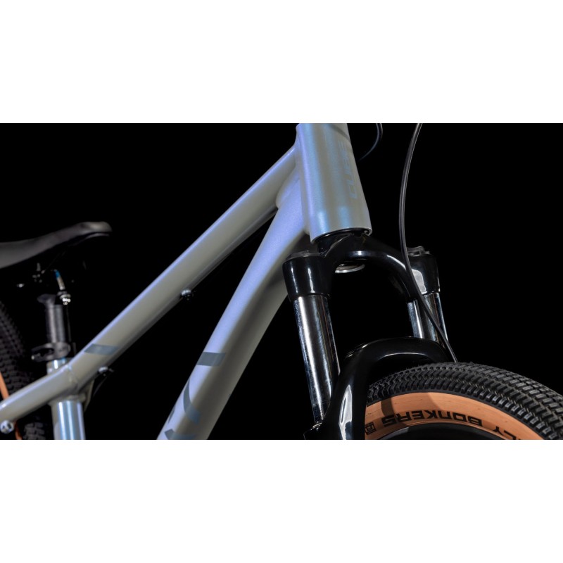 Mladinsko Kolo CUBE FLYING CIRCUS 2025 hazeblue'n'reflex